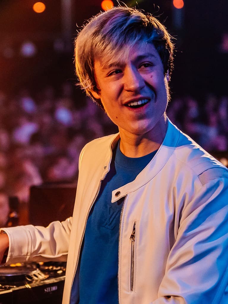 Liu