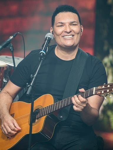 Leandro Lehart